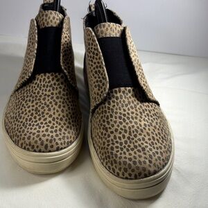 Universal Thread Leopard Print Slip-On Sneakers